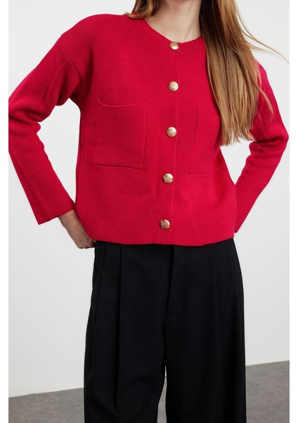 Kadın Moda Şık Regular Bisiklet Yaka Regular Düğme Detaylı Ceket Görünümlü Triko Hırka fiyatları