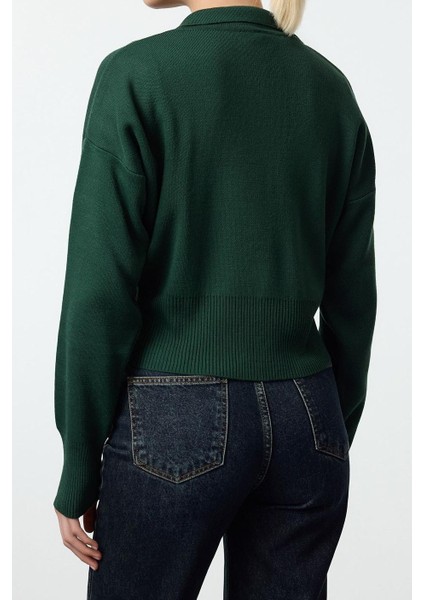 Kadın Moda Şık Regular Polo Yaka Regular Polo Yaka Fermuar Detaylı Triko Hırka indirimleri