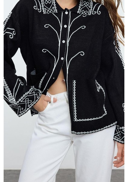 Kadın Moda Şık Regular Polo Yaka Regular Etnik Desenli Triko Hırka fiyatları