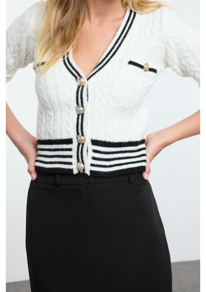 Kadın Moda Şık Crop V Yaka Slim Crop Yumuşak Dokulu Renk Bloklu Triko Hırka fiyatları