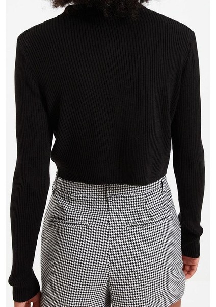 Kadın Moda Şık Crop Polo Yaka Slim Crop Fermuarlı Triko Hırka indirimleri
