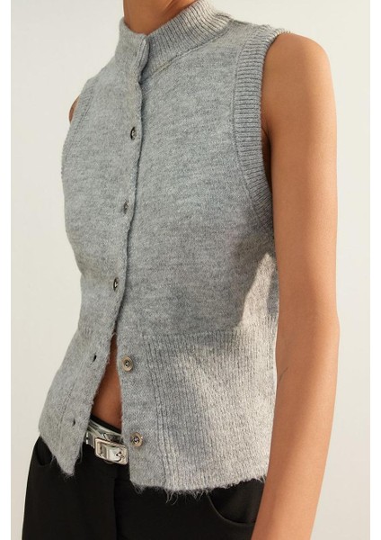 Kadın Moda Şık Regular Bisiklet Yaka Slim Yumuşak Dokulu Triko Hırka fırsatları