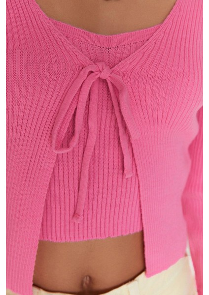 Kadın Moda Şık Crop V Yaka Slim Crop Bağlama Detaylı Bluz-Hırka Triko Takım Triko Hırka fırsatları