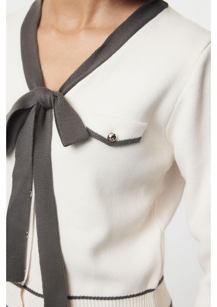 Kadın Moda Şık Regular V Yaka Slim Kurdele Fiyonk Detaylı Triko Hırka indirimleri