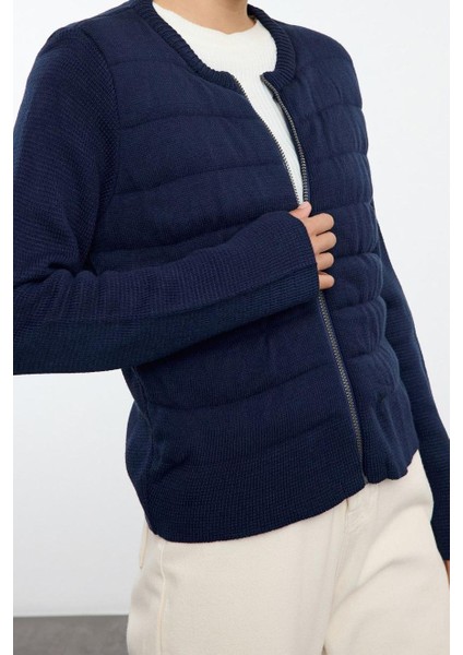 Kadın Moda Şık Regular Bisiklet Yaka Regular Fermuarlı Mont Görünümlü Triko Hırka fiyatları