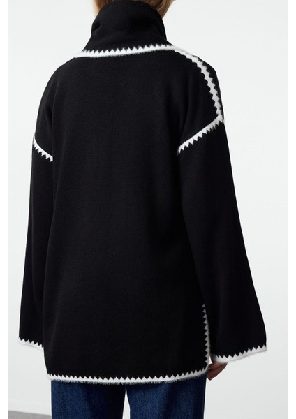 Kadın Moda Bisiklet Yaka Oversize Yumuşak Dokulu Atkılı Sakal Detaylı Mont Görünümlü Triko Hırka