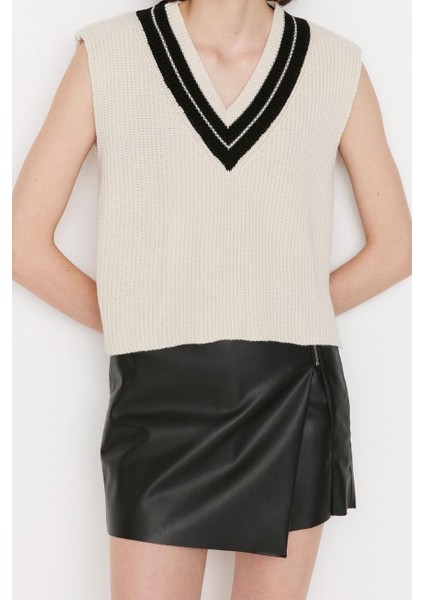 Kadın Modern Tarz Rahat Kolsuz V Yaka Renk Bloklu Kol Crop Triko Süveter fiyatları