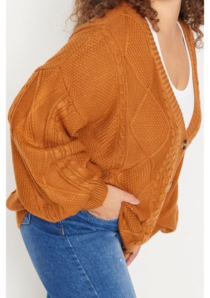 Büyük Beden Kadın Modern Tarz Rahat Uzun V Yaka Saç Örgü Kol Regular Triko Hırka