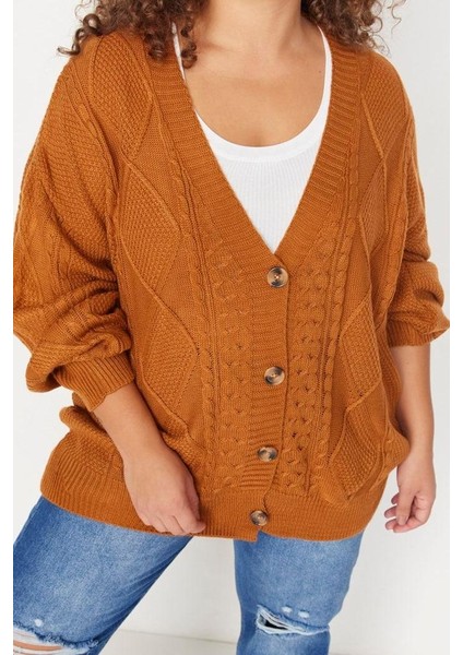 Büyük Beden Kadın Modern Tarz Rahat Uzun V Yaka Saç Örgü Kol Regular Triko Hırka fiyatları