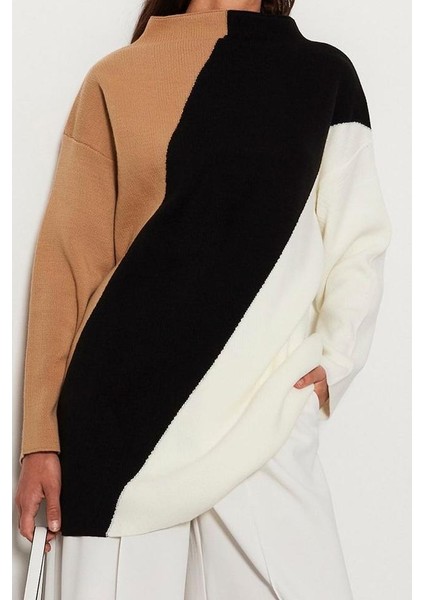 Kadın Modern Tarz Rahat Uzun Dik Yaka Renk Bloklu Kol Regular Triko Kazak