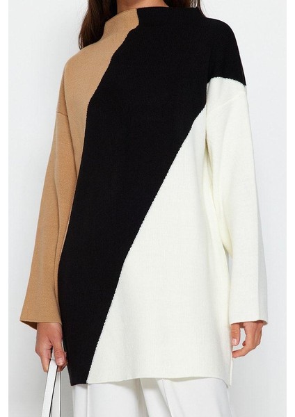 Kadın Modern Tarz Rahat Uzun Dik Yaka Renk Bloklu Kol Regular Triko Kazak indirimleri