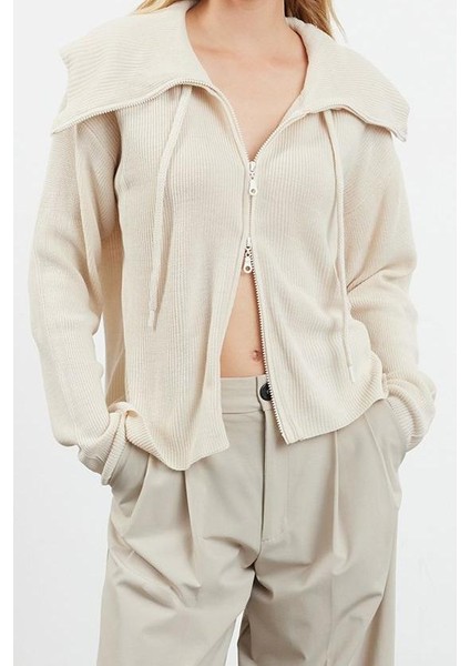 Kadın Modern Tarz Oversize Dik Yaka Triko Hırka modelleri