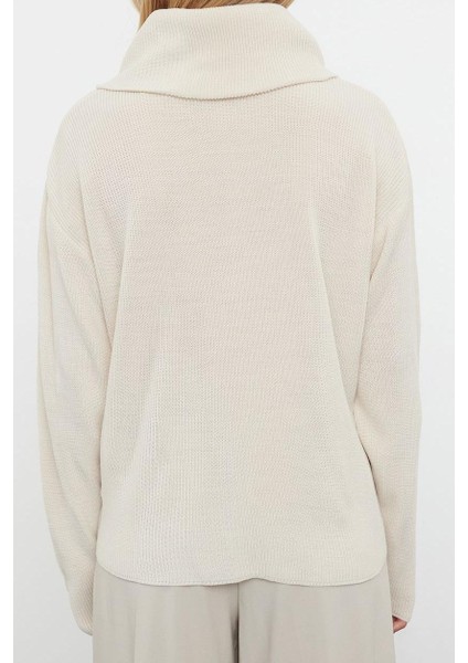 Kadın Modern Tarz Oversize Dik Yaka Triko Hırka fırsatları