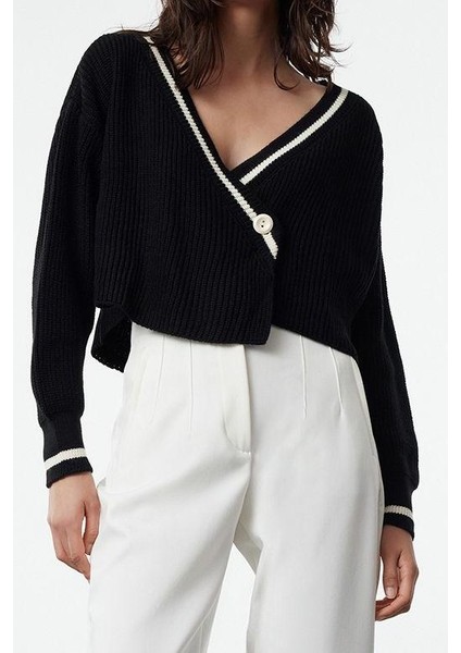 Kadın Modern Tarz Kruvaze Crop Triko Hırka