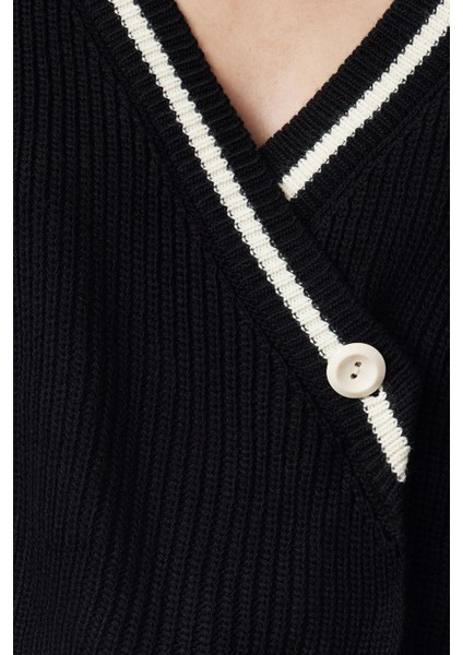 Kadın Modern Tarz Kruvaze Crop Triko Hırka fiyatları