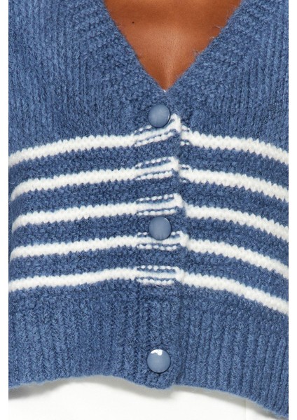 Kadın Modern Tarz Rahat Uzun V Yaka Çizgili Kol Triko Hırka indirimleri