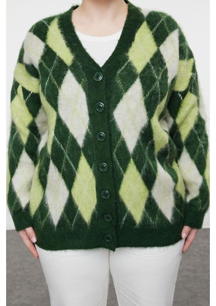 Büyük Beden Kadın Modern Tarz Rahat Uzun V Yaka Baklava Kol Regular Triko Hırka fiyatları