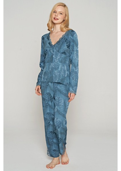 Kadın Yaprak Desenli Uzun Kollu Dantel Işlemeli Pijama Takımı