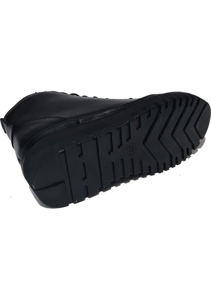 Kadın Kapalı Bağcıklı Dolgu Topuklu Deri Bot 7685-1 indirimleri