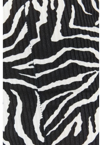 Kadın Ispanyol Paça Uzun Boy Örme Siyah Zebra Desenli Yırtmaçlı Yüksek Bel Straigth Örme Pantolon