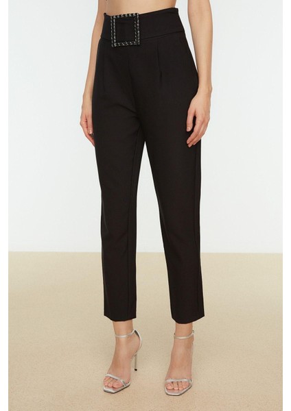 Kadın Boru Paça Regular Dokuma Kemerli Parlak Taşlı Pantolon