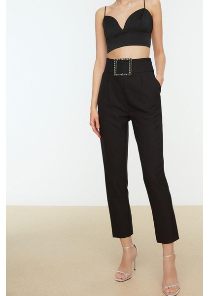 Kadın Boru Paça Regular Dokuma Kemerli Parlak Taşlı Pantolon modelleri