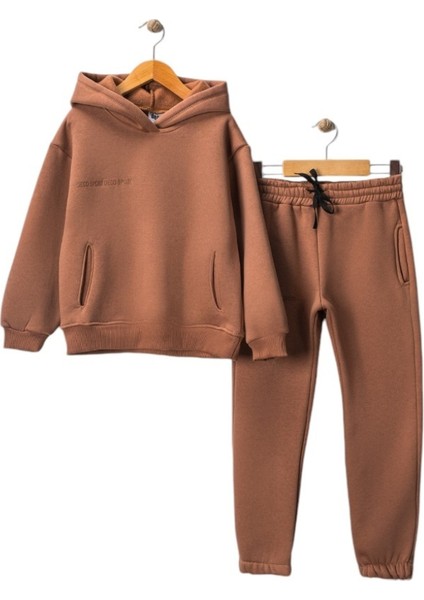 Kahverengi Kapşonlu Üç Ip Şardonlu Erkek Çocuk Takımı