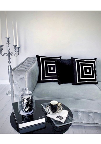 Kare Model Nakışlı Kırlent Kılıfı Siyah-Ekru