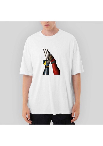 Deadpool Wolverine Poster Oversize Beyaz Tişört
