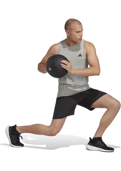 Performance IC6976 Train Essentials Woven Training Shorts