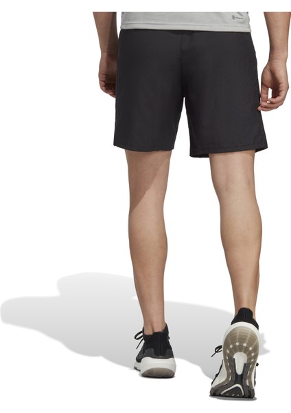 Performance IC6976 Train Essentials Woven Training Shorts fırsatları