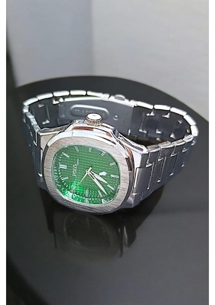 Yeşil Renk Şık Erkek Kol Saati modelleri