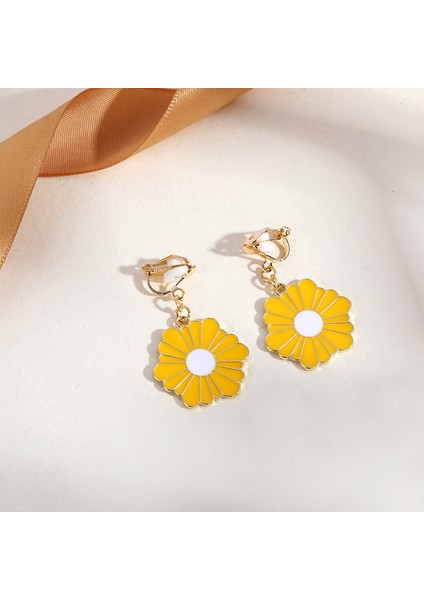 Delici Olmadan Üçgen Püskül Kulak Klipsi, Üst Düzey Niş Edebi Retro Bayan Kulak Asılı Hafif Lüks Yüksek Kaliteli Küpeler (Yurt Dışından)