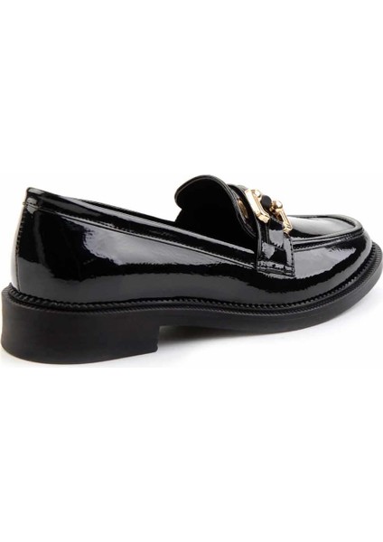 Siyah Kırışık Rugan Kadın Loafer Ayakkabı K01474091308 fırsatları