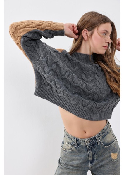 Antrasit-Camel Saç Örgülü Dik Yakalı Çift Taraflı Giyilebilir Kazak modelleri