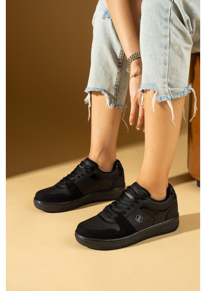 Bağcıklı Ortopedik Kaymaz Kırılmaz Taban Konforlu Kadın Sneakers 001-2100-SSIYAH