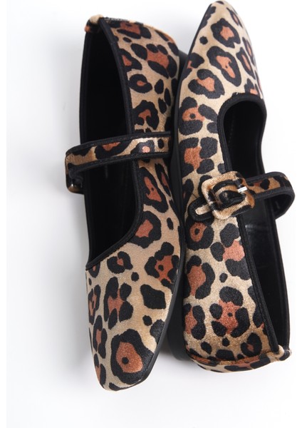 Kadın Babet Düz Topuklu Suni Deri Leopar Desenli 37 Numara indirimleri
