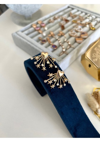 Vip Seri Gold Kayan Yıldız Detaylı Küpe