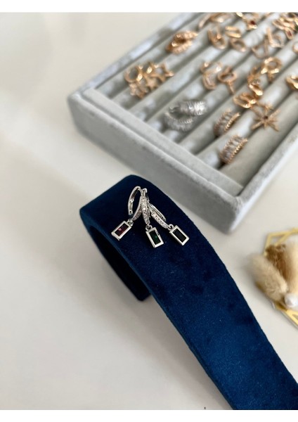 Gümüş Renkli Taşlı Baget 3 Lü Set Küpe