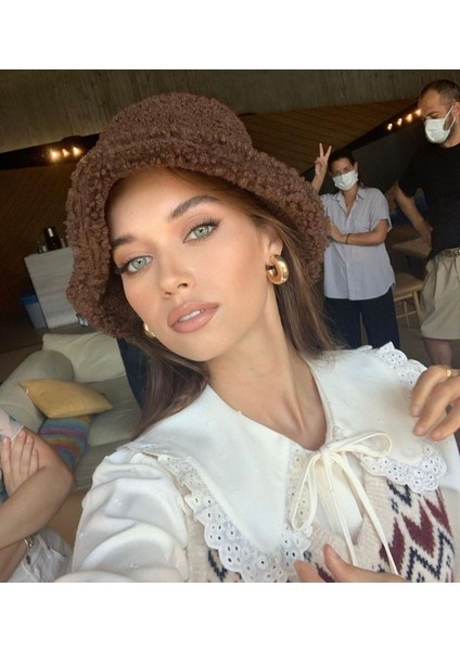 Gold Afra Saraçoğlu (Tombul Halka ) Küpesi