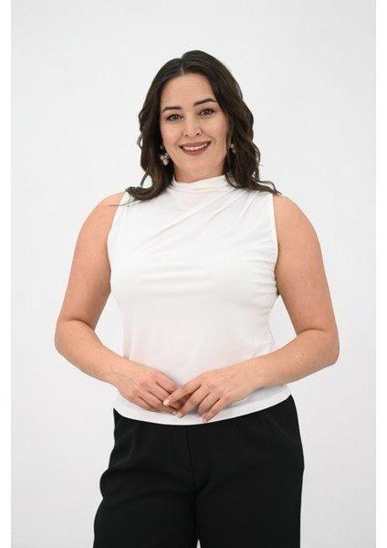 Kadın Büyük Beden Drape Detaylı Dik Yaka Bluz 1851-25
