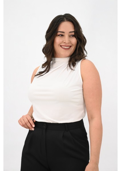 Kadın Büyük Beden Drape Detaylı Dik Yaka Bluz 1851-25