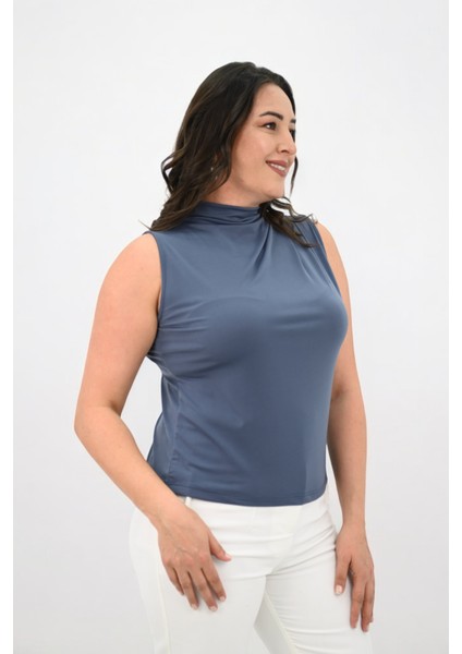 Kadın Büyük Beden Drape Detaylı Dik Yaka Bluz 1851-25 fırsatları