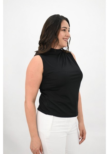 Kadın Büyük Beden Drape Detaylı Dik Yaka Bluz 1851-25 fırsatları