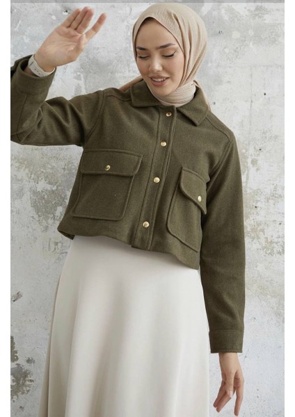 Kısa Cepli Kaşe Mont modelleri