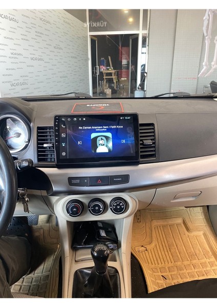 Mıtsubıshı Lancer 2008+ Uyumlu Androıd Multimedya Gerçek 2/32 Kablosuz Carplay Geri Görüş Kameralı