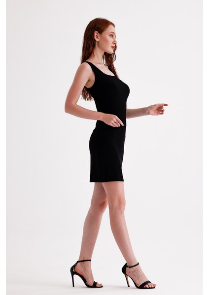 Kolsuz Likralı Baskılı Mini Viskon Elbise ELB35735 fiyatları