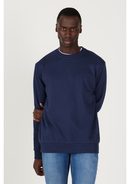 Erkek Lacivert Standart Fit Normal Kesim Bisiklet Yaka 3 Iplik Pamuklu Sweatshirt
