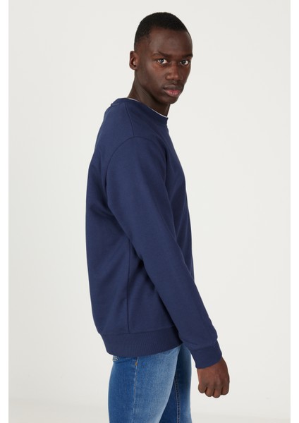 Erkek Lacivert Standart Fit Normal Kesim Bisiklet Yaka 3 Iplik Pamuklu Sweatshirt