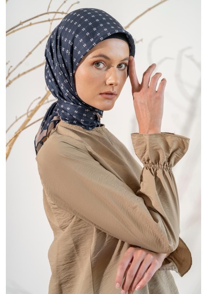 Kadın Küçük Kareli Soft Eşarp